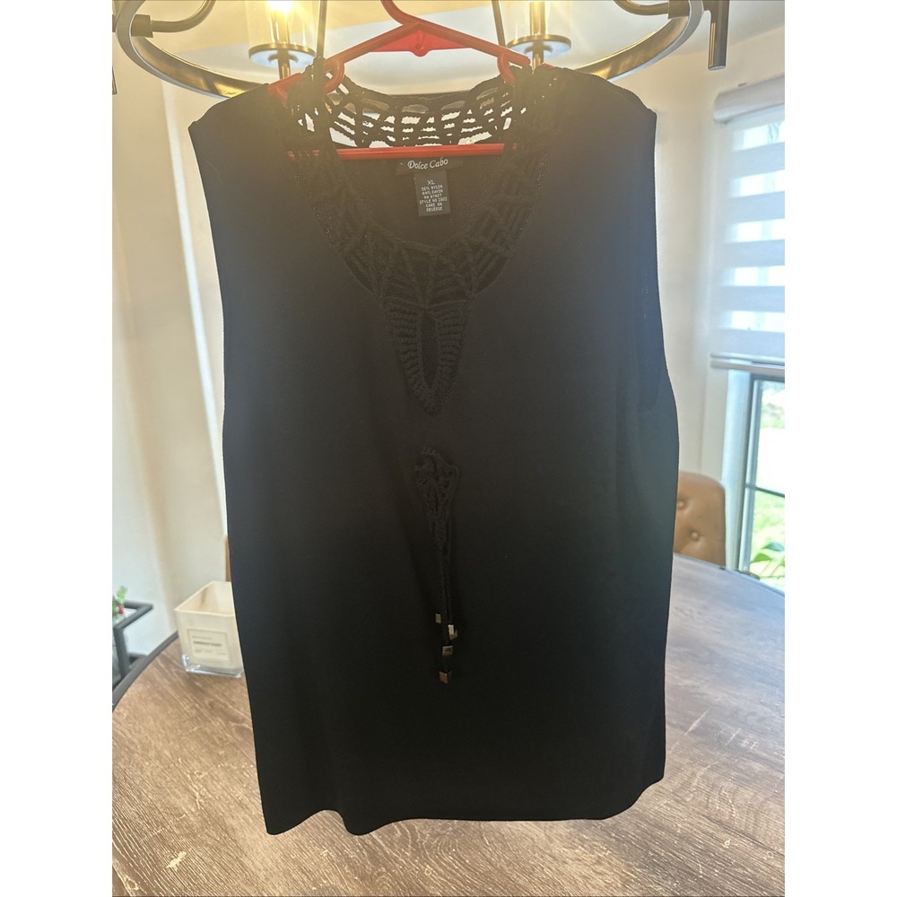 Vintage Dolce Cabo Top Women's Size XL Sleeveless With Crochet Neckline